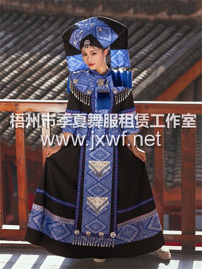 M2040广西壮族服装蓝黑色女三月三民族演出服饰少数民族服装成人苗族演出服饰