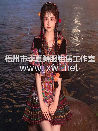 M2045苗族服装土家族湘西贵州少数民族舞蹈服装舞台装旅拍